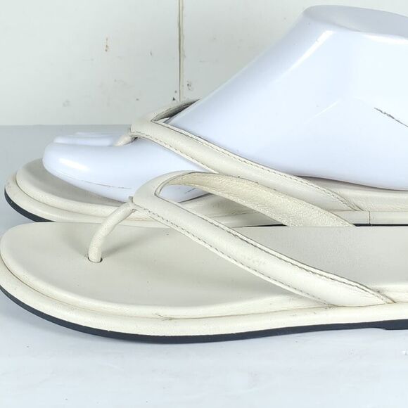 OLUKAI Women's Tiare US7 White Leather Slip-On Flat Flip Flops Thong Sandals - Picture 13 of 16